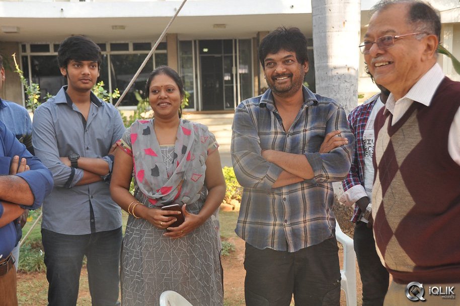 Andhra-Pori-Movie-Opening